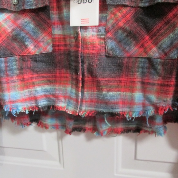 BDG Urban Outfitter RED plaid flannel long sleeves crop BUTTON DOWN shirt Sz XS - Picture 6 of 9